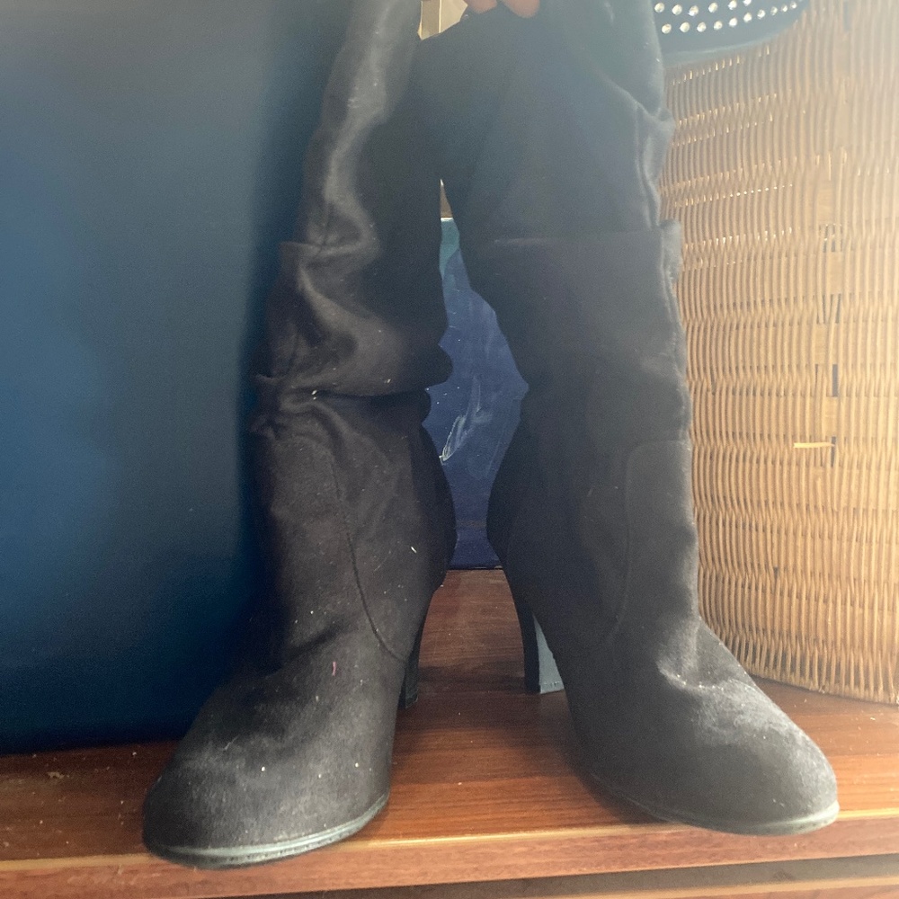 Black calf length boot